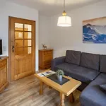 No 6 Tame Emperor Tatil Evi